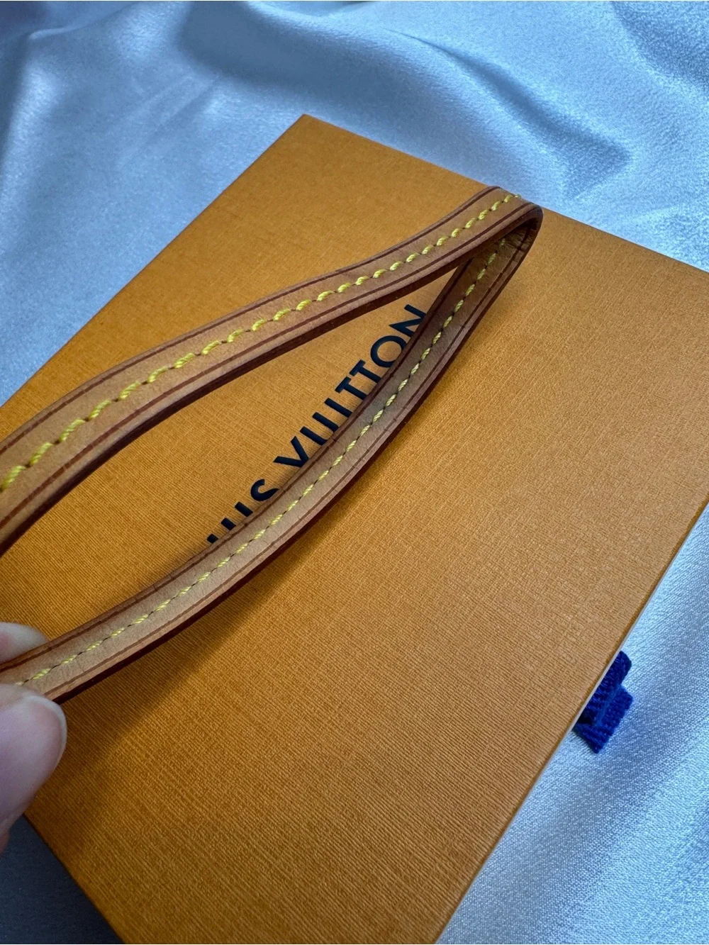 Louis Vuitton Vachetta Leather Wristlet Strap in Natural Tan